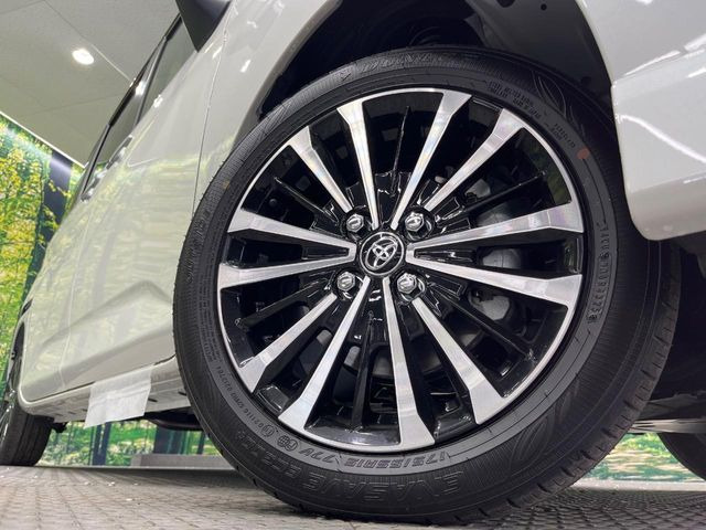 �y����15�C���`�A���~�z�C�[���z�O�ςɃ}�b�`���������A���~�z�C�[���𑕒����Ă���܂��B�e��ЊO�A���~�z�C�[����A�X�^�b�h���X�^�C�����戵�����Ă���܂��B���񂲑��k����������