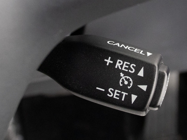 �X�C�b�`����Ńg�����N���b�h�̎����J���s���܂��B�d�q�L�[�{�̂̃��C�����X�@�\��^�]�Ȃ̃X�C�b�`����ł��I�[�v�����삪�\�ł�!�����ԂȂ�ł͂̉��K�����ł�!!