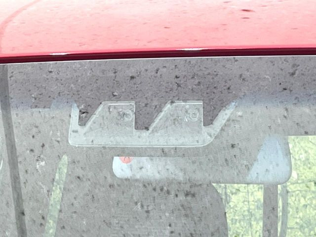 �y�X�}�[�g�A�V�X�g�z���s���ɑO���̎ԗ�����F�����A�Փ˂������Ȏ��͌x��ƃu���[�L�ŏՓˉ���Ɣ�Q�y�����A�V�X�g�B�����S�Ƀh���C�u�����y���݂��������܂��B