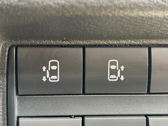 �y�����p���[�X���C�h�h�A�z�X�}�[�g�L�[��^�]�Ȃ̃X�C�b�`�Ō�ȗ����X���C�h�h�A�̊J���\���d��������͂����ăh�A���J����K�v�������A�����Ȃ��q�l�ł��ȒP�ɊJ���߂ł����K�ł���