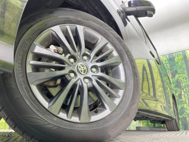 �y�����A���~�z�C�[���z�O�ςɃ}�b�`���������A���~�z�C�[���𑕒����Ă���܂��B�e��ЊO�A���~�z�C�[����A�X�^�b�h���X�^�C�����戵�����Ă���܂��B���񂲑��k����������