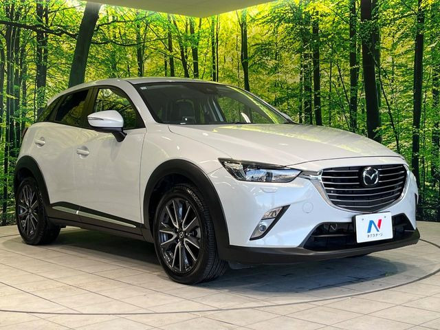 高透明度のガラス皮膜で撥水はもちろん、上質なツヤ・光沢を実現。紫外線や酸性雨から大切な愛車を保護し、色あせ・劣化を防止。「弾スプラッシュコート」、「弾プリミッサコート」からお選びいただけます。