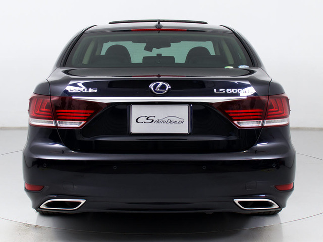 ���N���A�����X�\�i�[(�O��R�[�i�[�Z���T�[)���t���Ă��܂�!�t�����g&���A�ɃZ���T�[������A��Q���ɋ߂Â��ƌx��������A�X�ɂ̓}���`��ʏ�ɂ��\������܂�!�������֗��Ȑl�C�����ł�!!