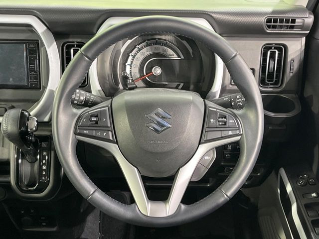 �y�����v�����X�e�A�����O�z�㎿�Ȋv���g�p���邱�ƂŁA��ɂ����������݂ƂĂ��^�]���₷���n���h���ł���