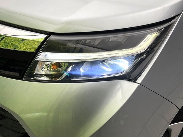 �yLED�w�b�h���C�g�z���V����ԑ��s�����ǍD�Ȏ��E���m�ۂ����S���ĉ^�]�ł��鍂�P�xLED�w�b�h���C�g�𑕔�!�_�����x�������A����d�͂��}�����Ă��܂��B