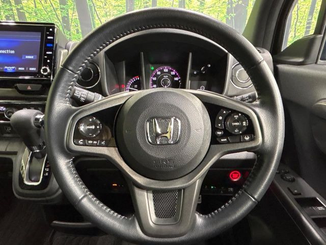 �y�����v�����X�e�A�����O�z�㎿�Ȋv���g�p���邱�ƂŁA��ɂ����������݂ƂĂ��^�]���₷���n���h���ł���