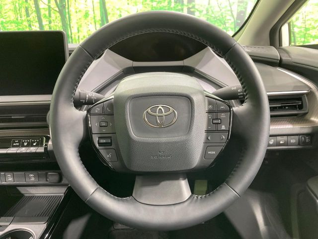 �y�����v�����X�e�A�����O�z�㎿�Ȋv���g�p���邱�ƂŁA��ɂ����������݂ƂĂ��^�]���₷���n���h���ł���