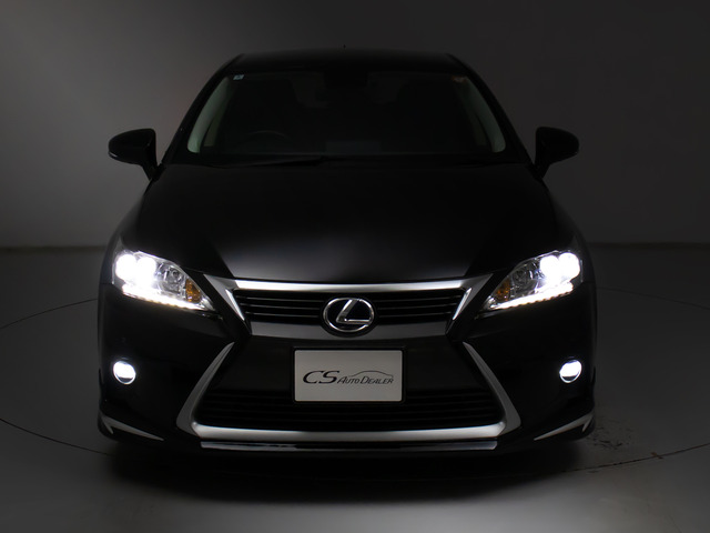 �t�����g�r���[�̑��݊���������������!!�w�b�h���C�g�͎��E�ǍD�̃��C�g�A����Ƀt�H�O���C�g���ځB�f�U�C�����������̂������ł��B