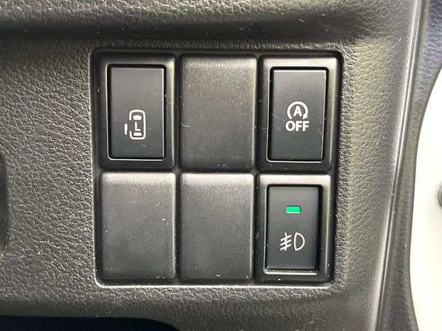 �y�p���[�X���C�h�h�A�z�X�}�[�g�L�[��^�]�Ȃ̃X�C�b�`�ŃX���C�h�h�A�̊J���\���d��������͂����ăh�A���J����K�v�������A���������q�l�ł��A�d���ו��������Ă��鎞�����N�ɊJ���߂ł��܂���