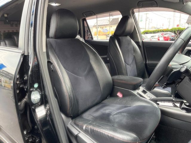 �^�]�ȃV�[�g���͎g�p�������Ȃ��A�ǍD�ȏ�ԂƂȂ��Ă��܂��B���J�Ɏg���Ă������Ƃ��悭�킩��܂��ˁB