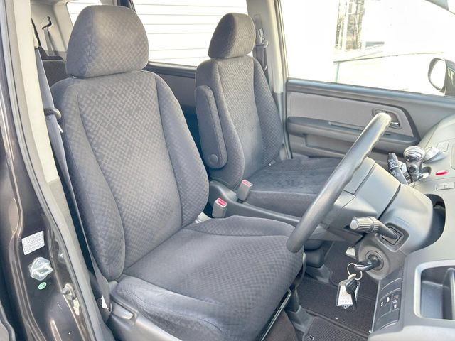 �^�]�Ȃ܂��ɂ͏\���ȃX�y�[�X������A�啿�ȕ��ł��������^�]���Ă�����������ł��B