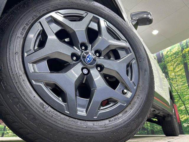 �y����17�C���`�A���~�z�C�[���z�O�ςɃ}�b�`���������A���~�z�C�[���𑕒����Ă���܂��B�e��ЊO�A���~�z�C�[����A�X�^�b�h���X�^�C�����戵�����Ă���܂��B���񂲑��k����������