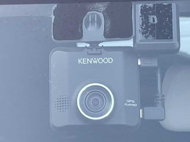 �y�h���C�u���R�[�_�[�z���S�E���S�ȃJ�[���C�t�ɕK�{�̃h���C�u���R�[�_�[�𑕔�!���s���͂������A������^�]�⎖�̂ɑ��������ۂ̏󋵂��f���ŋL�^���A����̃��X�N�ɔ����܂��B