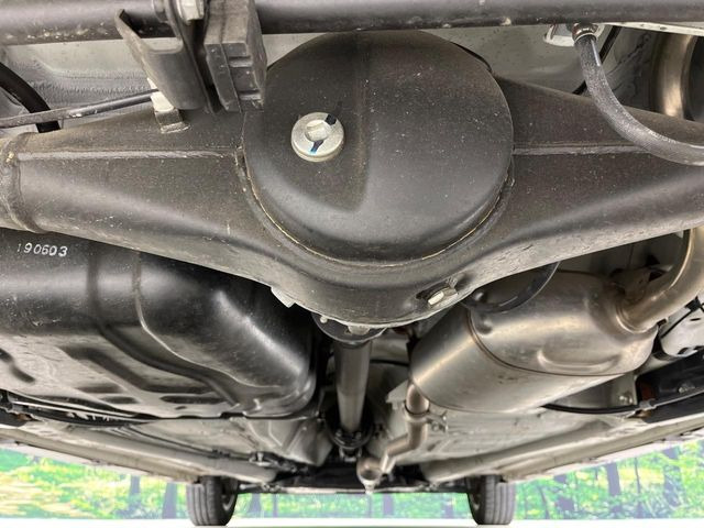 ����肪���ꂢ�Ȃ����ɁA�h�K���H�̎{�H���I�X�X���B�~��n��͂������A���ݕ��ɂ��Z���̕���A��Ń}�����E�E�B���^�[�X�|�[�c���������ɂ��D�]���������Ă���܂��B