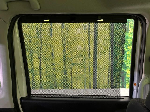 �y���[���V�F�[�h�z��������ԊO����̌���ῂ����Ƃ��ɃT�b�ƈ����o���Ďg����A���[���i�[�^�C�v�̃T���V�F�[�h�𑕔��B��Ȃɏ�������q�l���E�g�E�g�����������ȂǁA���Ђ����p����������