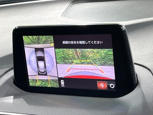 �y360&deg;�r���[���j�^�[�z��p�̃J�����ɂ��A�ォ�猩���낵���悤�Ȏ��_��360�x�N���}�̎��͂��m�F���邱�Ƃ��ł��܂������p�������m�F���₷���A�����ꏊ�ł̐؂�Ԃ��⒓�Ԃ��X���[�Y�ɍs���܂��B