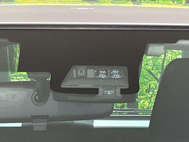 �y�g���^�Z�[�t�e�B�Z���X�z���s���ɑO���̎ԗ�����F�����A�Փ˂������Ȏ��͌x��ƃu���[�L�ŏՓˉ���Ɣ�Q�y�����A�V�X�g�B�����S�Ƀh���C�u�����y���݂��������܂��B