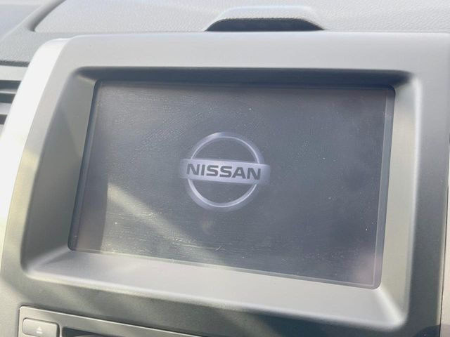 �y�����i�r�z�l�C�̏����i�r�𑕔����Ă���܂��B�i�r�̎g���₷���͂������A�I�[�f�B�I�@�\���[��!�L�����v�◷�s�͂������A�ʋ΂┃�����ȂǕ��i�̃h���C�u���y�����Ȃ�͂���