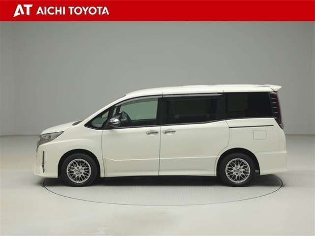 ノア1.8 ハイブリッド Si W×B III