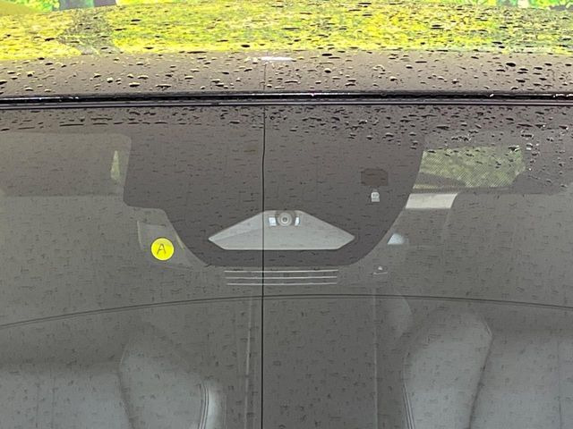 �y�g���^�Z�[�t�e�B�Z���X�z���s���ɑO���̎ԗ�����F�����A�Փ˂������Ȏ��͌x��ƃu���[�L�ŏՓˉ���Ɣ�Q�y�����A�V�X�g�B�����S�Ƀh���C�u�����y���݂��������܂��B