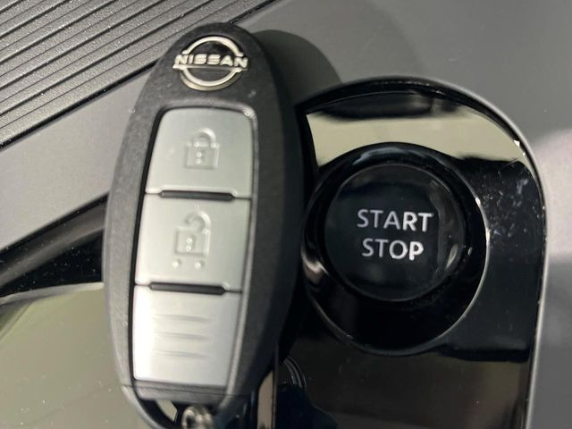 �y�C���e���W�F���g�L�[�z�J�o����|�P�b�g�ɓ��ꂽ�܂܂ł��h�A�̎{���E�������\�ȃX�}�[�g�L�[�𑕔��B�G���W���̃I���E�I�t�����J�M�����o���K�v����������Ƃ��Ă��֗��ł���