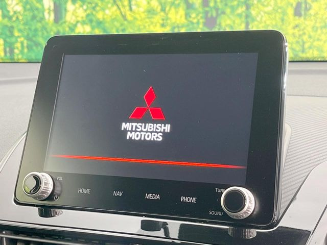 �y�����i�r�z�l�C�̏����i�r�𑕔����Ă���܂��B�i�r�̎g���₷���͂������A�I�[�f�B�I�@�\���[��!�L�����v�◷�s�͂������A�ʋ΂┃�����ȂǕ��i�̃h���C�u���y�����Ȃ�͂���