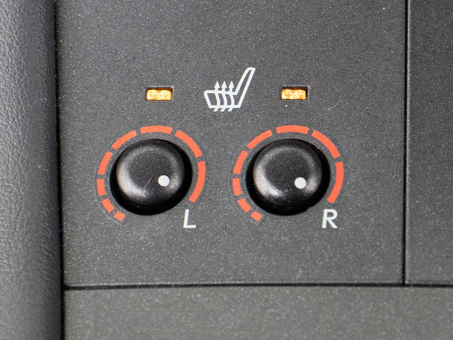 �����K�V�[�g�q�[�^�[�𑕔����Ă��܂�!�����ԂȂ�ł͂̑����ł�!�V�[�g���g�܂�@�\!�����~�����K�ɂ���Ԓ����܂���!!