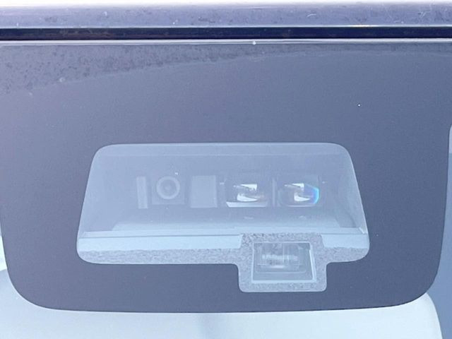 �y�X�Y�L �Z�[�t�e�B�T�|�[�g�z���s���ɑO���̎ԗ�����F�����A�Փ˂������Ȏ��͌x��ƃu���[�L�ŏՓˉ���Ɣ�Q�y�����A�V�X�g�B�����S�Ƀh���C�u�����y���݂��������܂��B