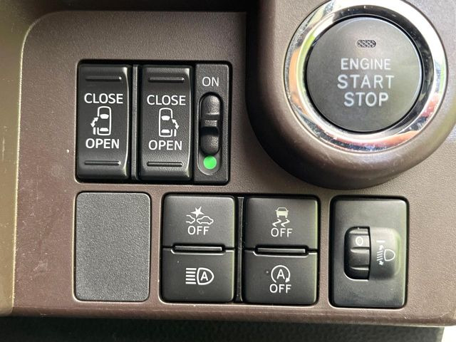 �y�����p���[�X���C�h�h�A�z�X�}�[�g�L�[��^�]�Ȃ̃X�C�b�`�Ō�ȗ����X���C�h�h�A�̊J���\���d��������͂����ăh�A���J����K�v�������A�����Ȃ��q�l�ł��ȒP�ɊJ���߂ł����K�ł���