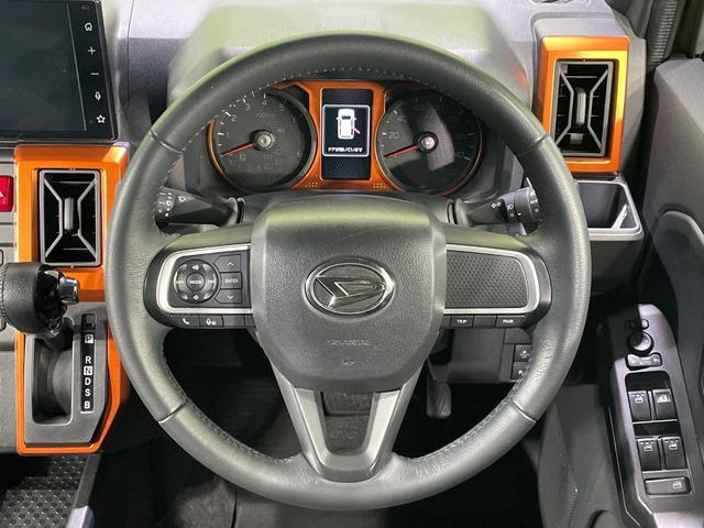 �y�����v�����X�e�A�����O�z�㎿�Ȋv���g�p���邱�ƂŁA��ɂ����������݂ƂĂ��^�]���₷���n���h���ł���