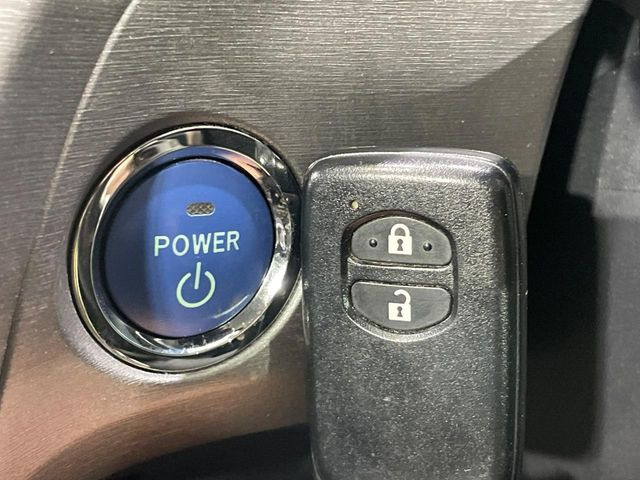 �y�X�}�[�g�L�[�z�J�o����|�P�b�g�ɓ��ꂽ�܂܂ł��h�A�̎{���E�������\�ȃX�}�[�g�L�[�𑕔��B�G���W���̃I���E�I�t�����J�M�����o���K�v����������Ƃ��Ă��֗��ł���