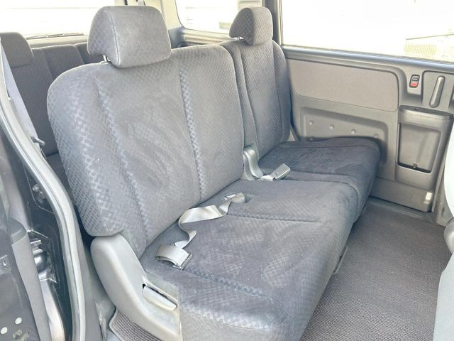 �L�X�Ƃ���2��ڃV�[�g�͋��Z���������A���S�n�����K!�F�B��Ƒ��Ƃ̂��o�����ɂ҂�����ł��B�x�r�[�V�[�g��`���C���h�V�[�g�g�p�������K�ɂ��߂�������������\���ȋ�Ԃ��m�ۂ��Ă��܂��B