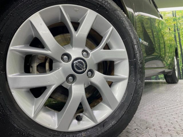 �y����15�C���`�A���~�z�C�[���z�O�ςɃ}�b�`���������A���~�z�C�[���𑕒����Ă���܂��B�e��ЊO�A���~�z�C�[����A�X�^�b�h���X�^�C�����戵�����Ă���܂��B���񂲑��k����������