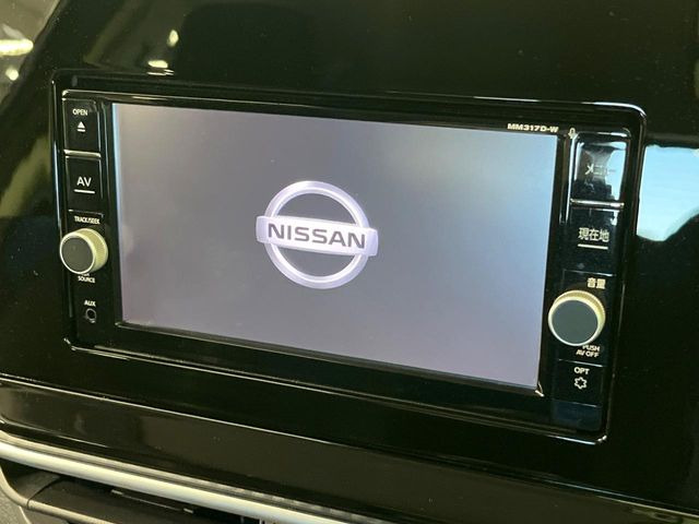 �y�����i�r�z�l�C�̏����i�r�𑕔����Ă���܂��B�i�r�̎g���₷���͂������A�I�[�f�B�I�@�\���[��!�L�����v�◷�s�͂������A�ʋ΂┃�����ȂǕ��i�̃h���C�u���y�����Ȃ�͂���