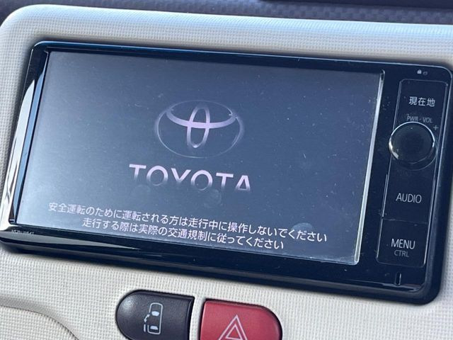 �y�����i�r�z�l�C�̏����i�r�𑕔����Ă���܂��B�i�r�̎g���₷���͂������A�I�[�f�B�I�@�\���[��!�L�����v�◷�s�͂������A�ʋ΂┃�����ȂǕ��i�̃h���C�u���y�����Ȃ�͂���