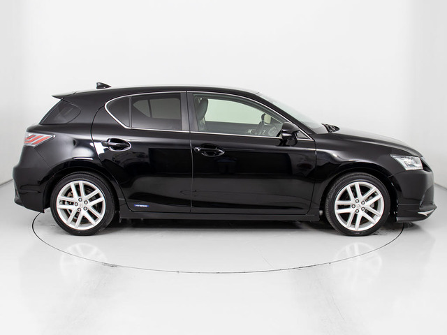 �T�C�h�r���[�Ō�����܂��B�Y��Ȏԗ��ł��邱�Ƃ��������肢�������邩�Ƒ����܂��B