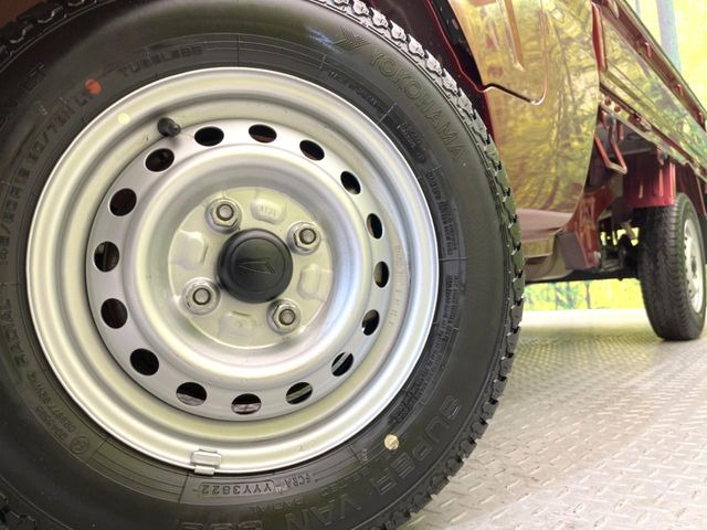 �y����12�C���`�X�`�[���z�C�[���z�l�N�X�e�[�W�ł́w�ЊO�A���~�z�C�[���x���D�]������!�L���u�����h���炨�l�ł��ȃA���~�܂ŕ��L������Ēv���܂���X�^�b�h���X�^�C������舵���Ă���܂��̂ł��C��������!