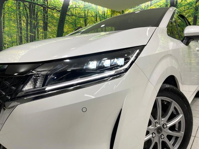 �yLED�w�b�h���C�g�z���V����ԑ��s�����ǍD�Ȏ��E���m�ۂ����S���ĉ^�]�ł��鍂�P�xLED�w�b�h���C�g�𑕔�!�_�����x�������A����d�͂��}�����Ă��܂��B