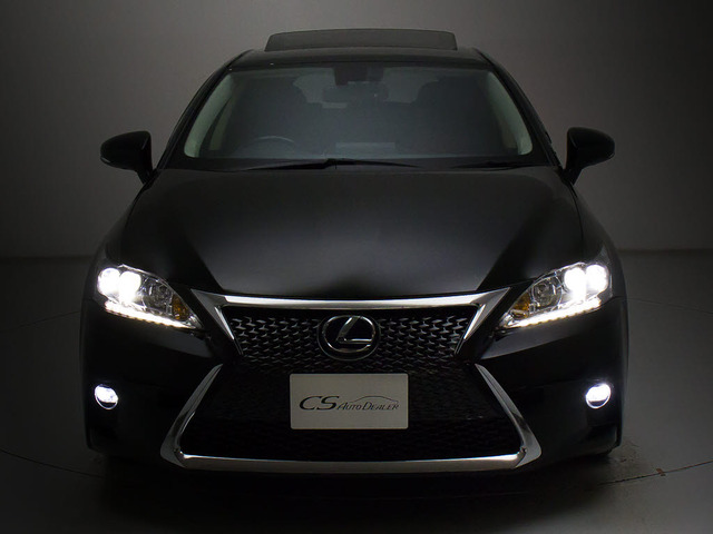 �t�����g�r���[�̑��݊���������������!!�w�b�h���C�g�͎��E�ǍD�̃��C�g�A����Ƀt�H�O���C�g���ځB�f�U�C�����������̂������ł��B