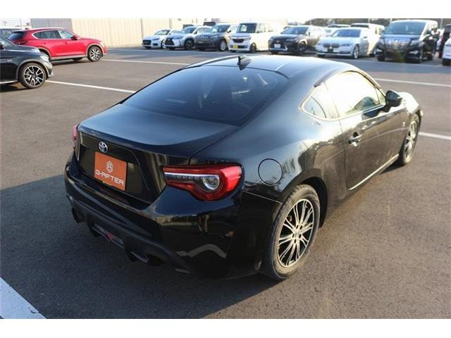 ���Ǝҗl�ւ̔̔��͂��f�肳���Ă��������܂��B �Ԍ������ԗ��̏ꍇ�́A�Ԍ����擾�������x�������z�ŕ\�����Ă���܂��B