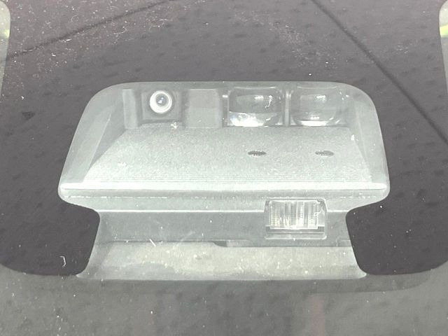 �y�X�Y�L �Z�[�t�e�B�T�|�[�g�z���s���ɑO���̎ԗ�����F�����A�Փ˂������Ȏ��͌x��ƃu���[�L�ŏՓˉ���Ɣ�Q�y�����A�V�X�g�B�����S�Ƀh���C�u�����y���݂��������܂��B