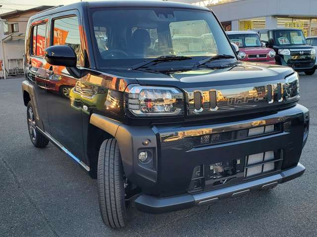 国道50号線沿い、目立ちます♪お気軽にお立ち寄りください!