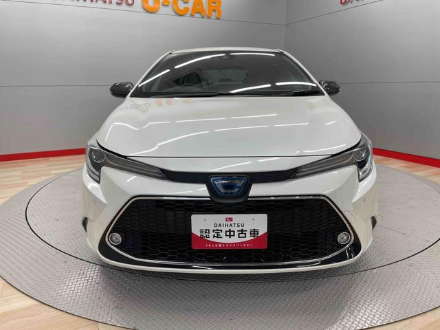 カローラツーリング1.8 ハイブリッド W×B