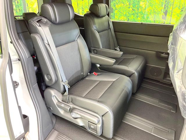 ���i���ȃI���W�i���t���A�}�b�g���I�v�V�����ɂĂ��p�ӂ��Ă���܂��B���D���ȃf�U�C����J���[�����Ԃɍ��킹�đI��ł����������Ƃ��ł��܂���