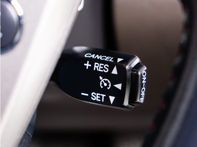 �V�i20�C���`�A���~�z�C�[��&�V�i�^�C�������ς݂ł�!�A���~�z�C�[���̕ύX���\�ł�!���q�l�̂��D�݂�1����쐬�\�ƂȂ�܂�!���ڍׂ̓X�^�b�t�܂ł��q�˂��������B