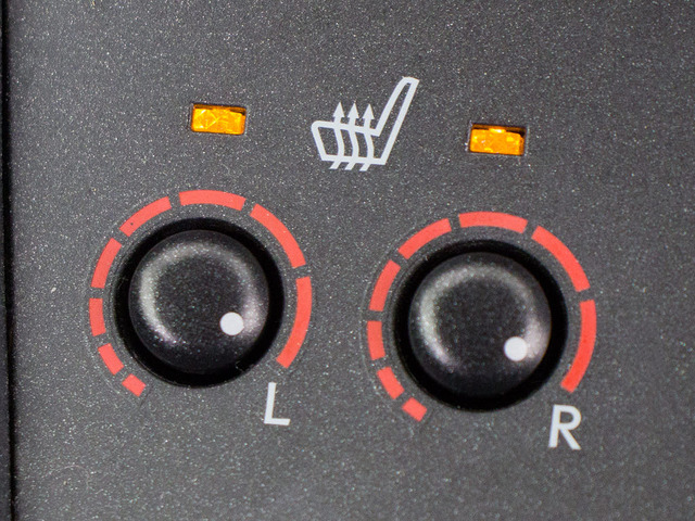 �����K�V�[�g�q�[�^�[�𑕔����Ă��܂�!�����ԂȂ�ł͂̑����ł�!�V�[�g���g�܂�@�\!�����~�����K�ɂ���Ԓ����܂���!!