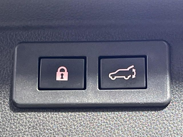 �y�p���[�o�b�N�h�A�z�X�}�[�g�L�[��^�]�Ȃ̃{�^�������������Ń��A�Q�[�g�������ŊJ���܂�!�ו��������Ă��鎞��A�����ʒu�ɂ���o�b�N�h�A��߂�ۂɕ֗��ȋ@�\�ł���