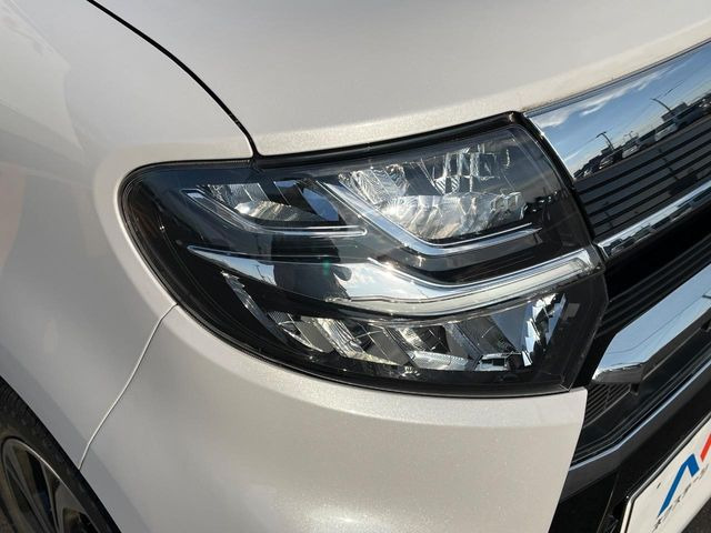 �yLED�w�b�h���C�g�z���V����ԑ��s�����ǍD�Ȏ��E���m�ۂ����S���ĉ^�]�ł��鍂�P�xLED�w�b�h���C�g�𑕔�!�_�����x�������A����d�͂��}�����Ă��܂��B