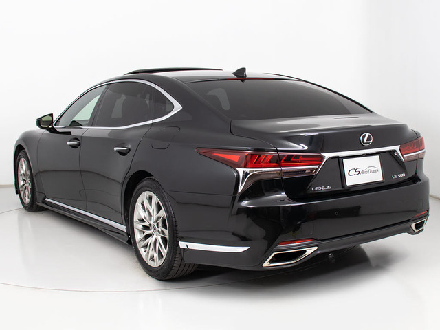 CS�I�[�g�u�����h�u�E�F�U���A�v�G�A������������Ă��܂�!���D�݂͂������ł���?���t���Ă���f�U�C���ȊO�ɂ��A�e�u�����h�̃G�A�����i���ɂĂ���t���o���܂�!