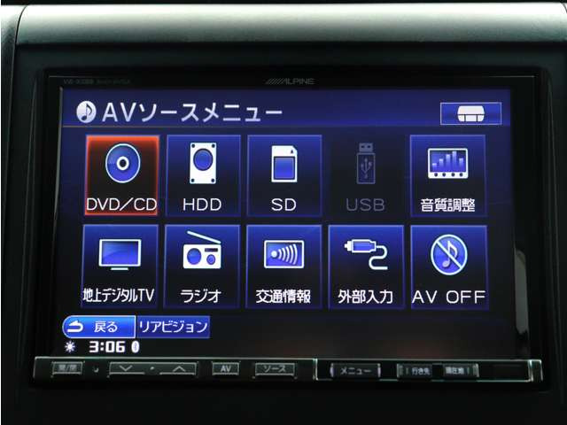 �yALPINE��8�C���`HDD�i�r�Q�[�V�����V�X�e�������zCD��DVD�Đ��A�����^���@�\�ȂǑ��ʂȋ@�\����葵���Ă���܂�!